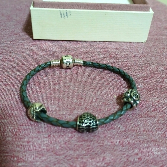 PANDORA CHARM BRACELET WITH 3 STARTER CHARMS.....REDUCED!!!! - Picture 2 of 4
